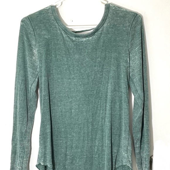 Chasor long sleeve top lace up back women’s distressed green medium - Picture 4 of 4